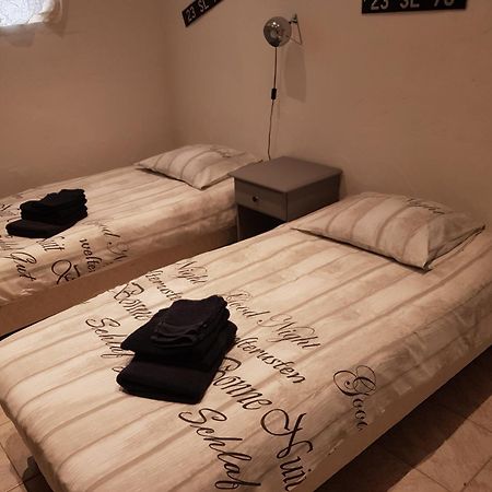 Le Gite Des Chambres De La Grange Cherval Екстериор снимка