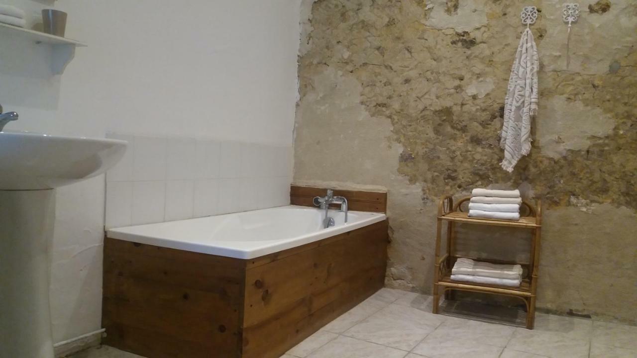 Le Gite Des Chambres De La Grange Cherval Екстериор снимка