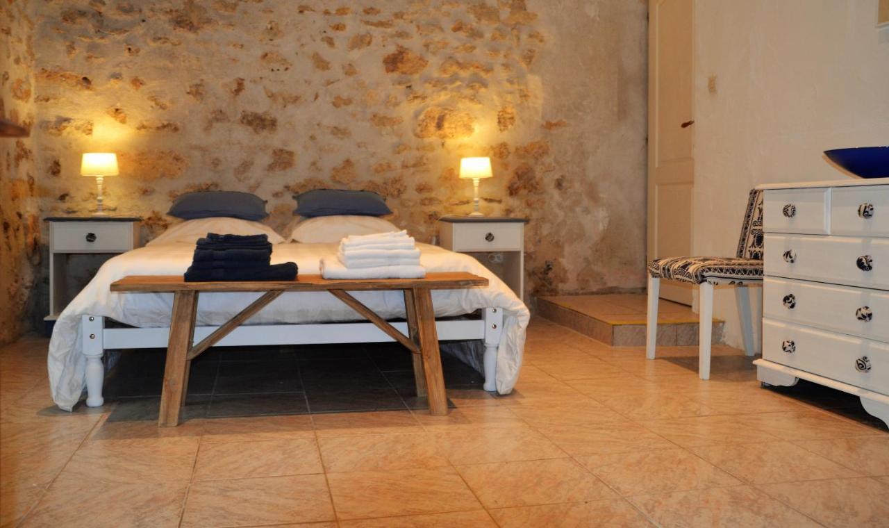 Le Gite Des Chambres De La Grange Cherval Екстериор снимка